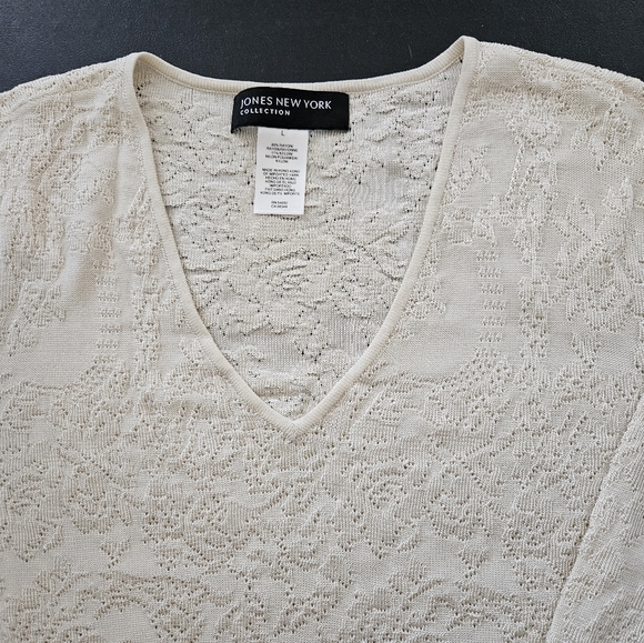 Jones New York Collection Lacy Ivory Top - Size L - NWT - Picture 3 of 7